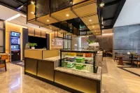 BEIJING CHENGYING HOTEL - Bars