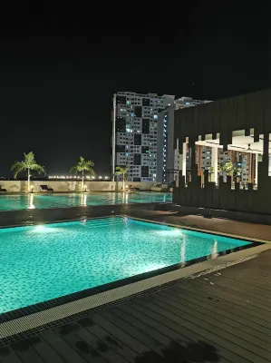 Meritus Premium Home Suite 8 Pax Hotel dekat Chai Leng Park Aquarium