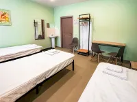 Hostel 51