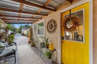 Top 1% ABNB Villa Oasis w/ Botanical Courtyard