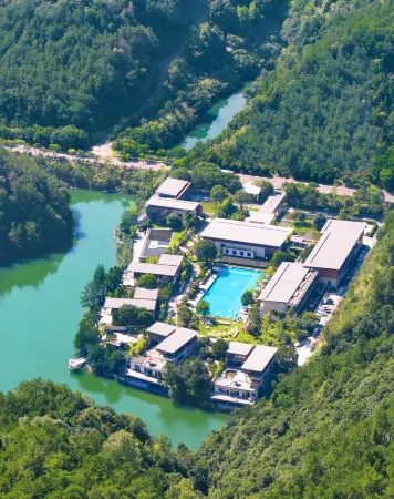 Yuandao international qiandao lake Отели в г. Чуньань