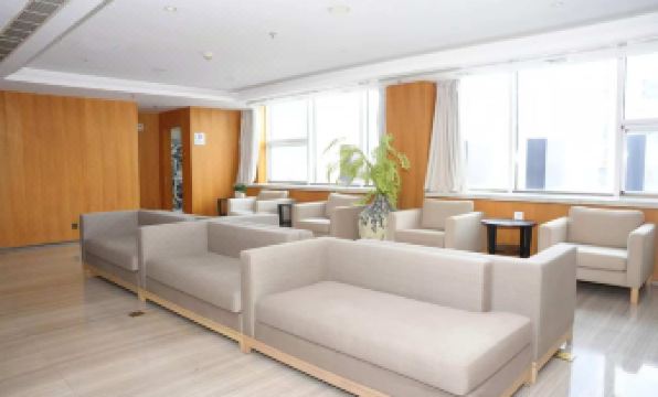 Mercure Hotel Dalian-Friendship Square