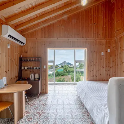 Cocoon Pension Các khách sạn gần Sân vận động Hallim