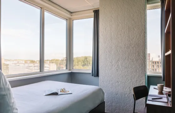 阿姆斯特丹西部社交中心