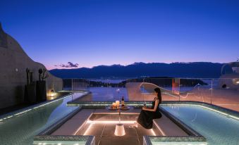 DALI JOY LUCK QINGSHI  HILLSIDE LAKEVIEW RESORT HOTEL