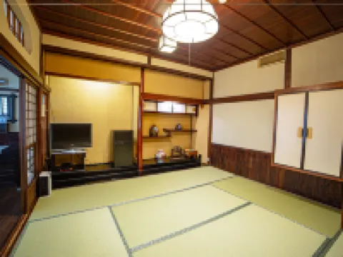 泊゜TSUETATE｜【旧四季の宿 わかのや】｜完全無人の1棟貸し温泉宿｜20名｜1日1組限定 小国町のホテル