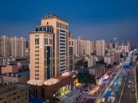 JI Hotel (Wuhan Guanggu Plaza) Hotels near Optics Valley