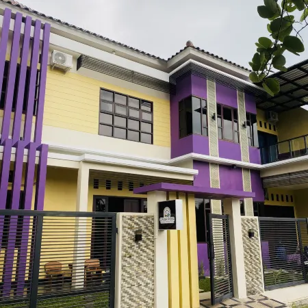 Omah Poer Modern Tropical Villa