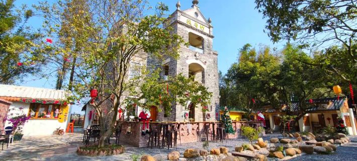 Feng and Bamboo Homestay Hotels in Kaiping