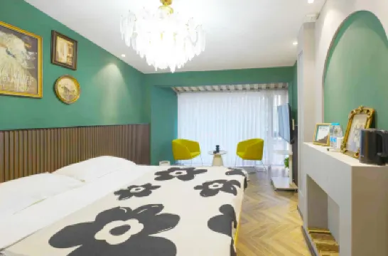 Buyan Tea-themed Stay (Xianyang Museum Gudulang Bridge) Hotels near Xianyang Lake Scenic Area