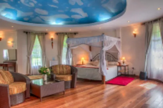 Poa Place Resort & Hotel - Where Nature Meets Comfort