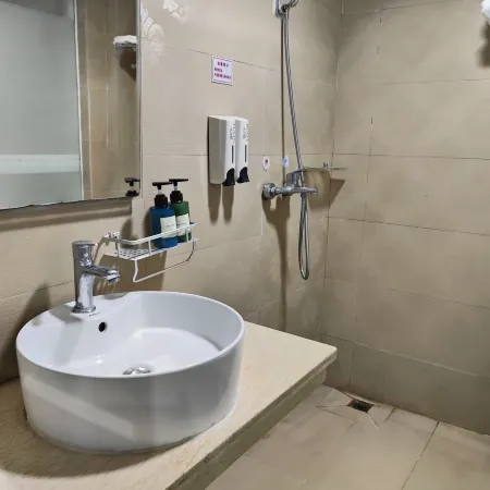 Lite Hotel (Shanwei Haifeng County Branch)