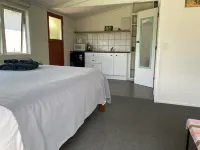 Auckland Eden Park B&Bs Hotels near Avondale