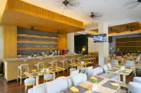 Delonix Hotel Karawang - Gym