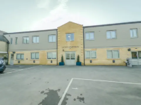 George Apartments Hotels in Broadway