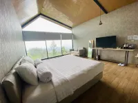 Azana Essence Selo Boyolali - Balkoner