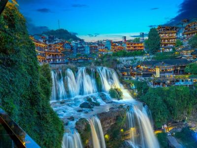 12C · Courtyard · Prime location right by the waterfall