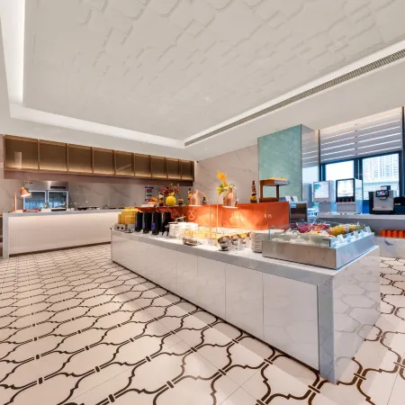 Howard Johnson Hotel (Maritime Silk Road Art Park)