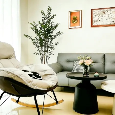 2. Blossom & Grace Hotel · Langya Olympic Center