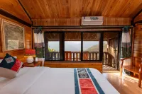 Muong Hoa River View Homestay