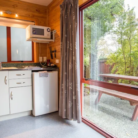 Nelson City Top 10 Holiday Park