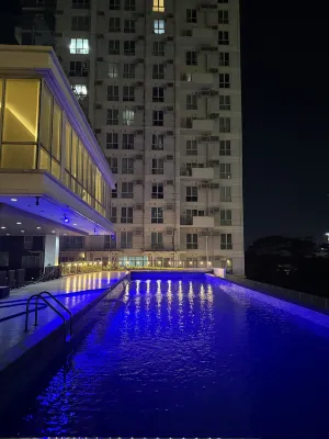 Davao Studio Unit at Abreeza Place Condo Near Mall - 홈스테이