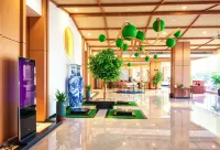 Weijia Holiday Hotel (Pizhou East Railway Station)
