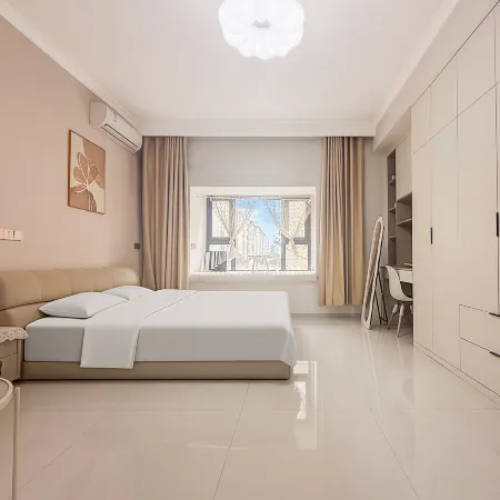 Only Love Moments Guesthouse Отели в г. Дунхай