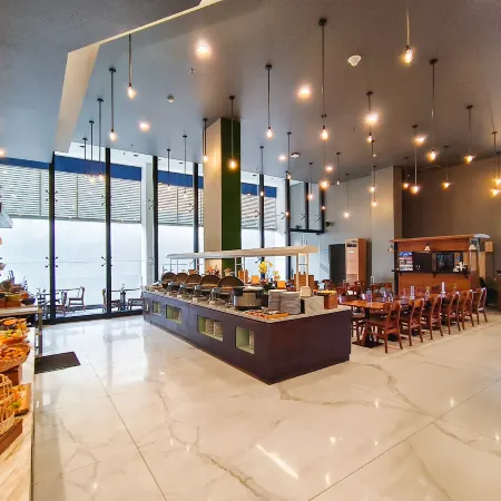 Hotel 88 Kedungsari - Kedungdoro by WH