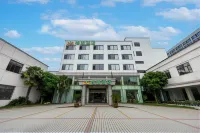 GreenTree Alliance Hotel (Suzhou Xiangcheng District Dongqiao) Hotels in Suzhou