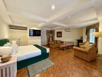 Coco Grande Hotel