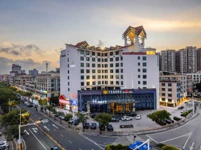 Tianyi International Hotel (Zhongshan Tanzhou Commercial Center)