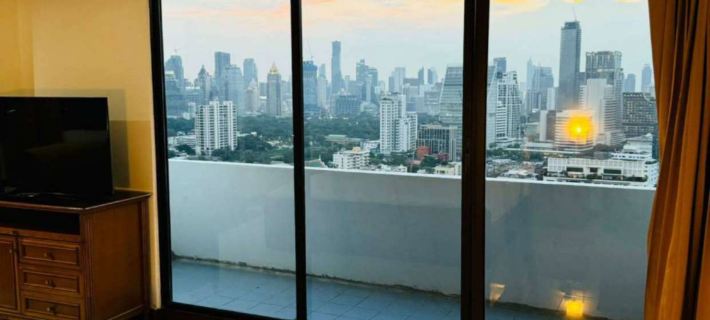 Omni Tower Serviced Apartment Hotels in Bangkok