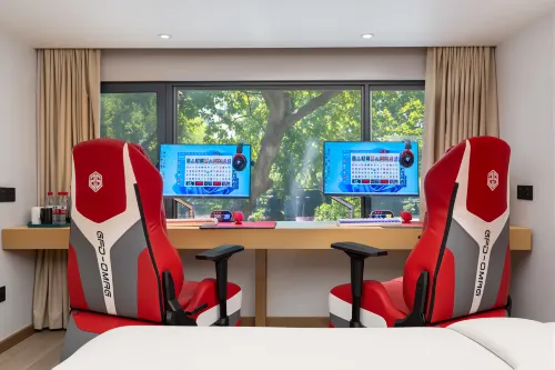 Firefly E-Sports Hotel (Hangzhou Xihu Wulinmen Subway Station)