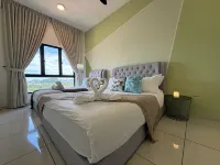 Belle Vue Infinity Suites l The Horizon Ipoh l by Grab A Stay l 1-8pax - مسبح على السطح