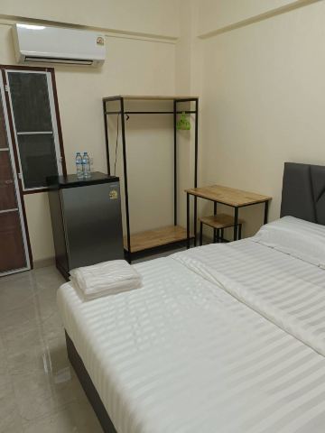 Cozy Room 1 Min to 7-Eleven Near DMK Airport Hotels in Khlong Luang