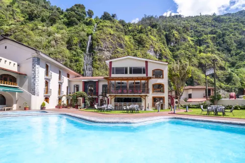 Sangay Spa Hotel