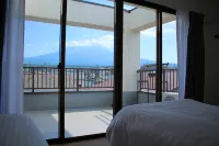 916 Tabi no Fuji – A Bright and Relaxing Retreat with Views of Mt. Fuji - parkir
