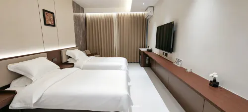 Happy Yayan | Mellow · Pure · Courtyard Homestay (Jinghe) - 2-Star