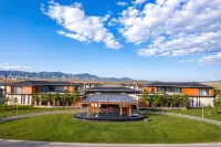 Hotel Indigo Sayram Lake - Luxury