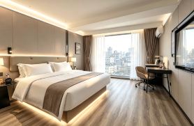 Juyi Hotel (Shenzhen Universiade Center Longcheng Park Subway Station)