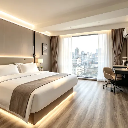 Juyi Hotel (Shenzhen Universiade Center Longcheng Park Subway Station)