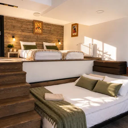 Spacious Studio in the cottage Heavenly