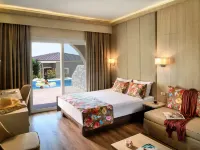 Alexandra Beach Spa Resort Hotels near Pefkari Beach