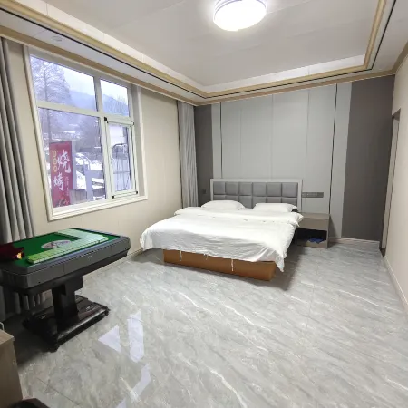Wufeng Meijun Hotel