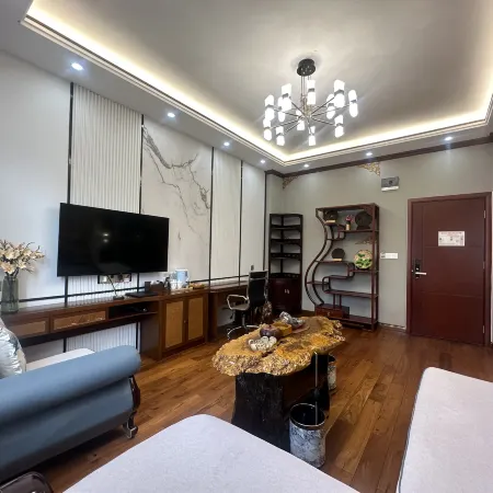 Lianghe Xinyi Hotel