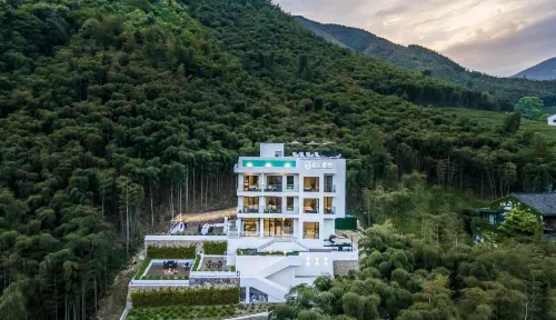 Yuanshan Xingkong Guesthouse