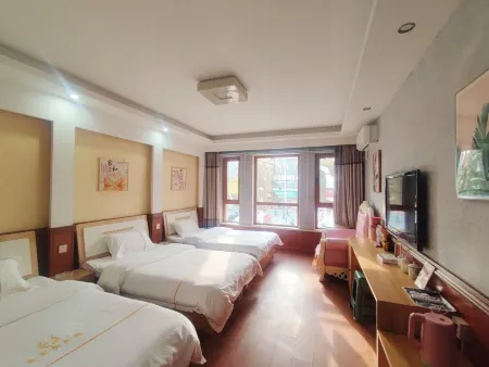 Yikeju Hotel Отели рядом с достопримечательностью «Больница Монтхен, Тунг Чу»