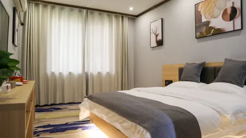 Yuxian Diting Hotel in Лусянь