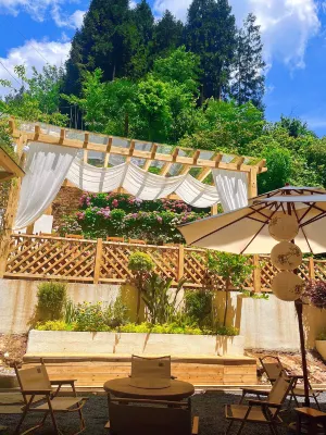 Wawushan Huayu Courtyard B&B (Ya Nu Lake Branch)